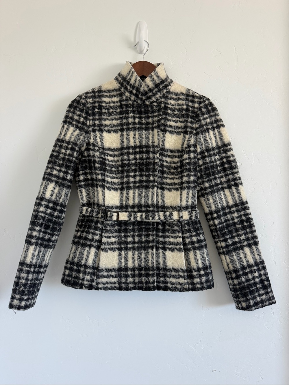 Banana Republic Italian Wool Plaid Belted Jacket Black Cream Small